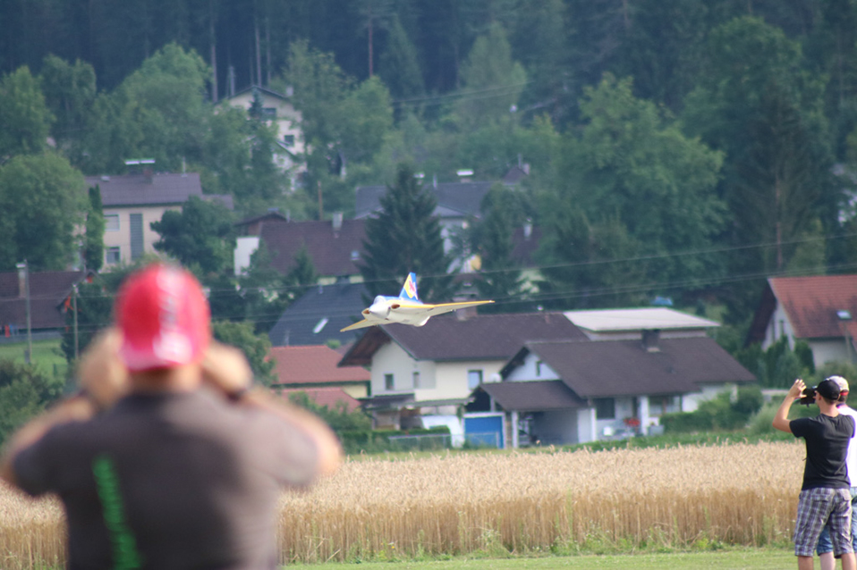 %_tempFileNameIMG_1805%